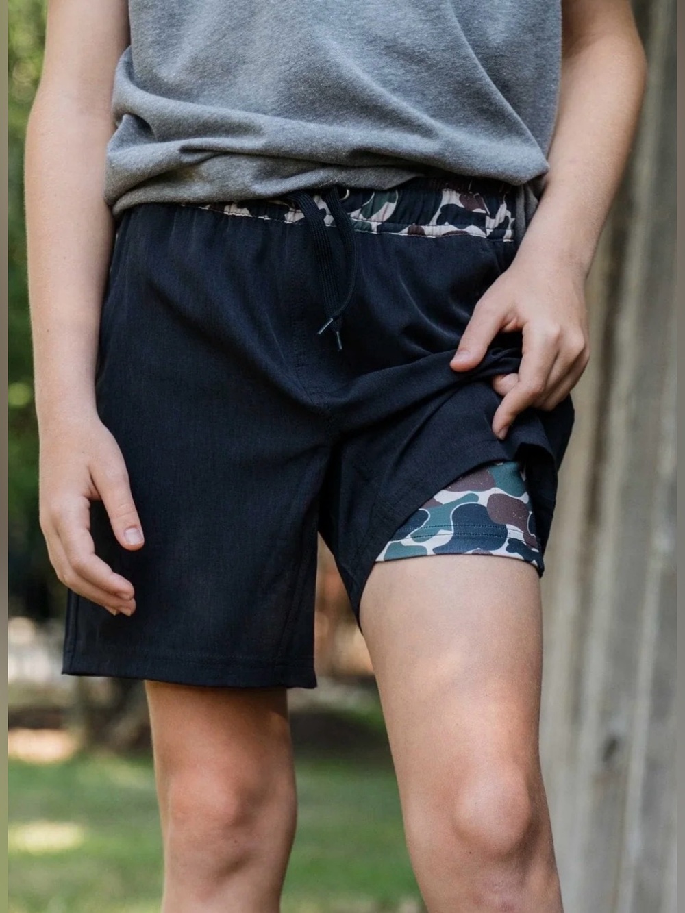 BURLEBO Boys Athletic Shorts in Black Throwback Camo- L (10-12)